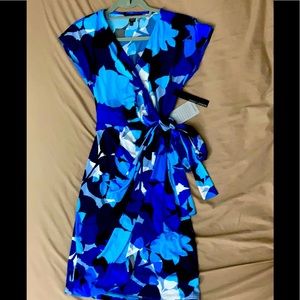 Maggy London blue print wrap dress